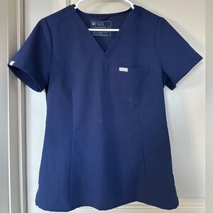 FIGS women's Navy Slim Catarina™ - One-Pocket Scrub Top - S / Navy